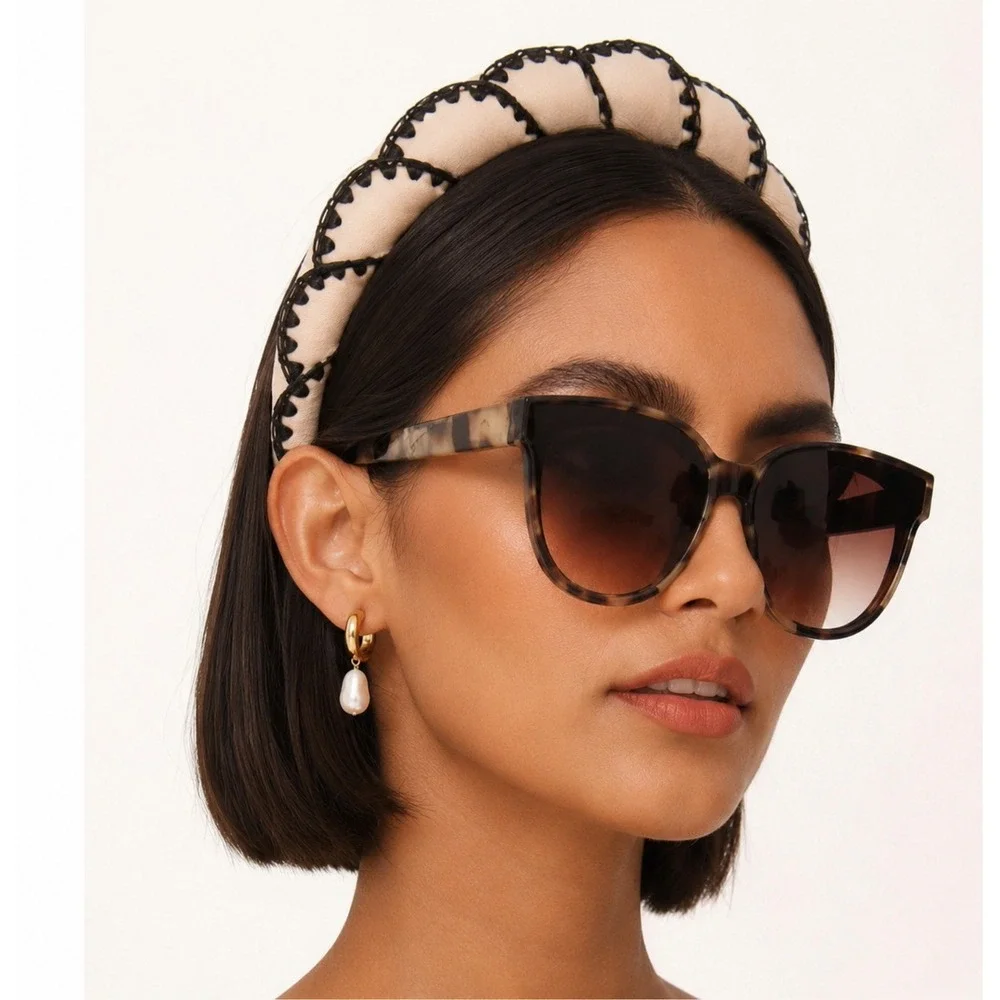 LELE SADOUGHI Women's New Sunglasses Retro Cat Eye Tortoise UV400
